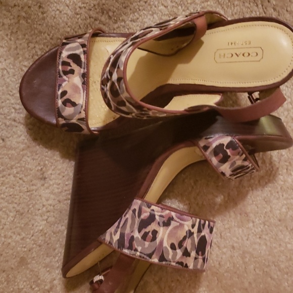 Coach Sandals - Picture 1 of 1